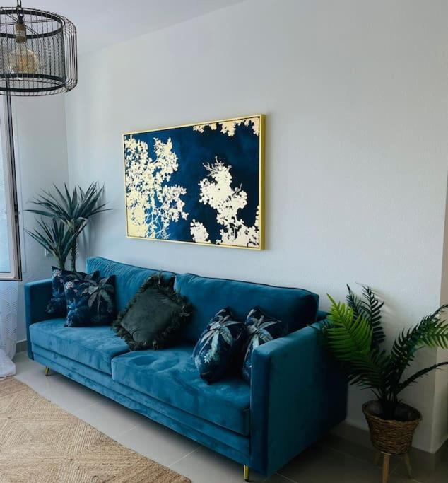 Couples Only, Beautiful 1 Bedroom Apartment In Victoria Building Мохакар Екстер'єр фото